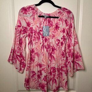 Floral & Ivy 3/4 Sleeve, Slightly Ruffled Collar Size M